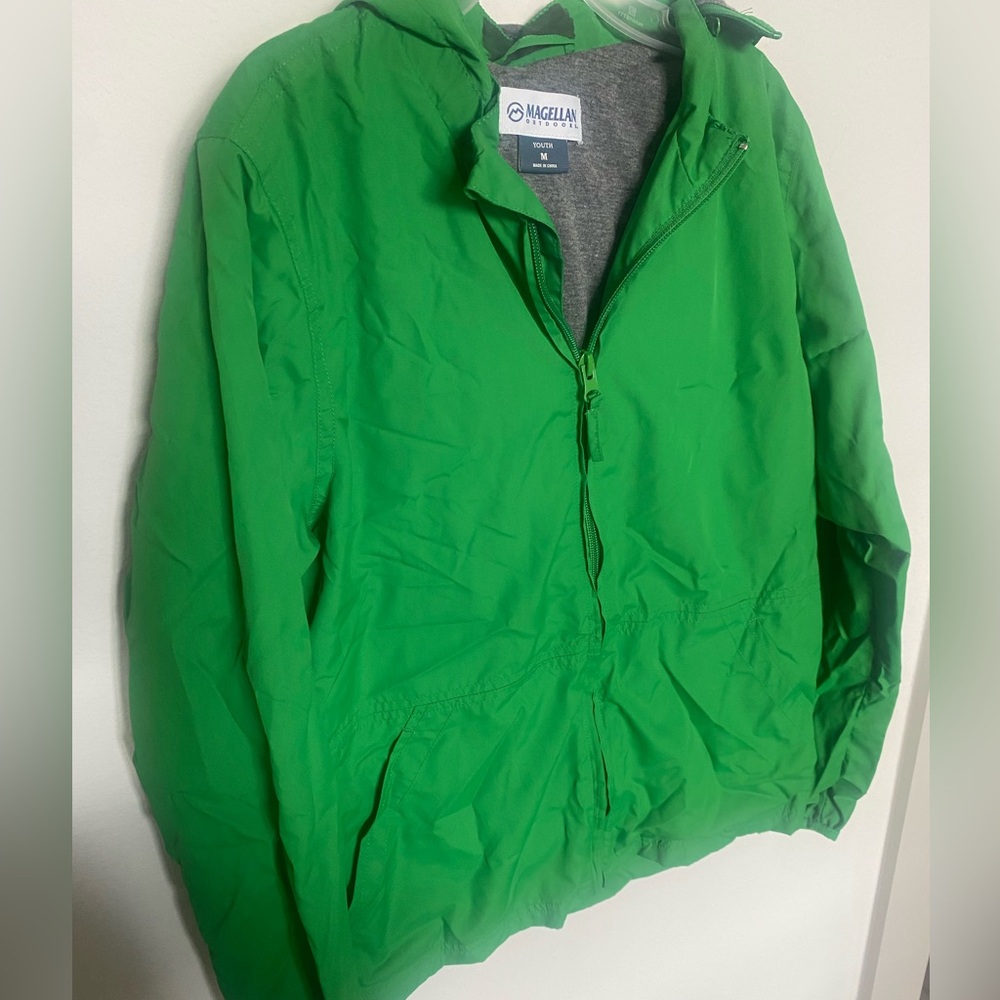 Magellan Youth Medium Jacket